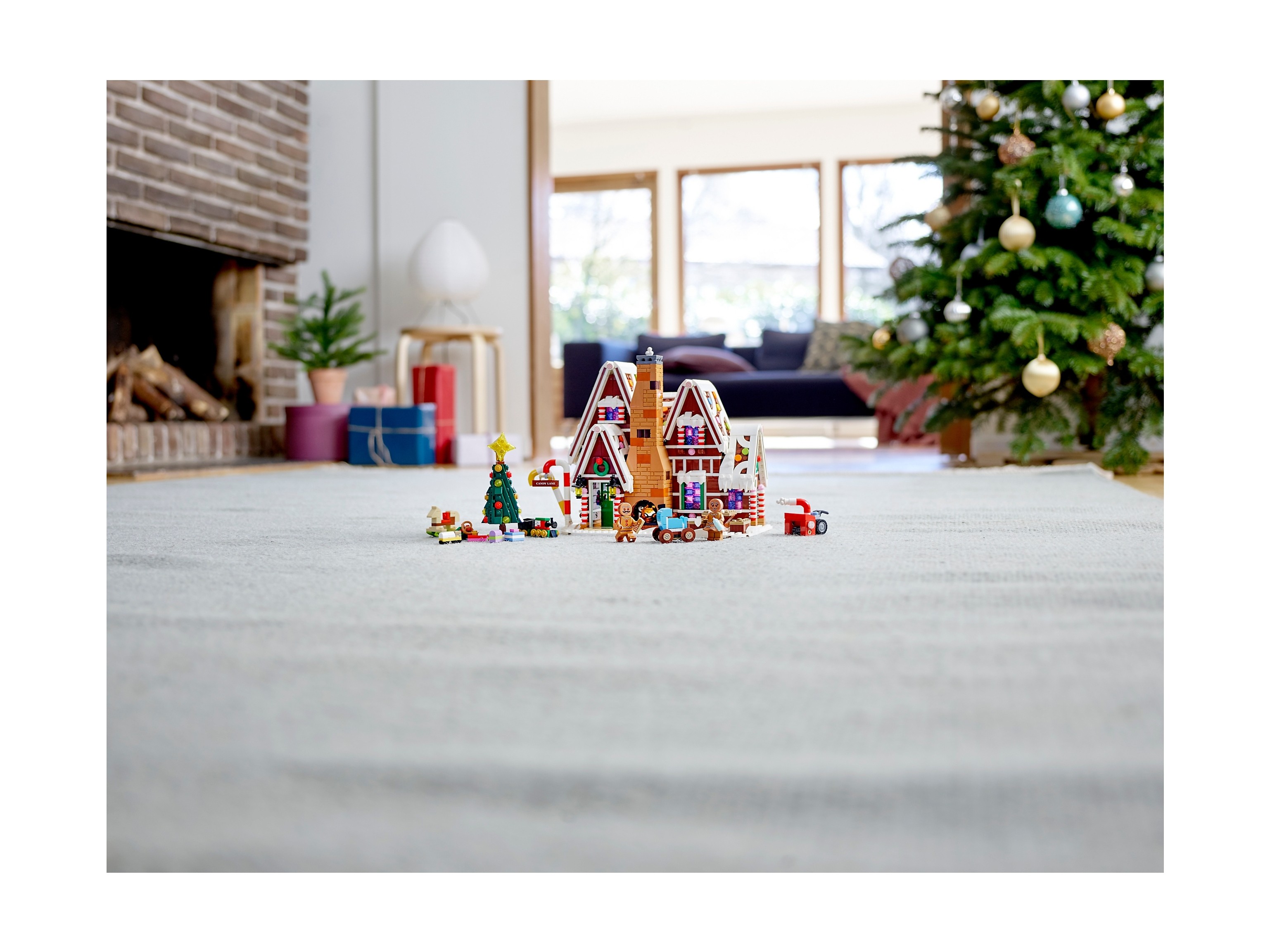 LEGO Creator Expert - Chatka z piernika