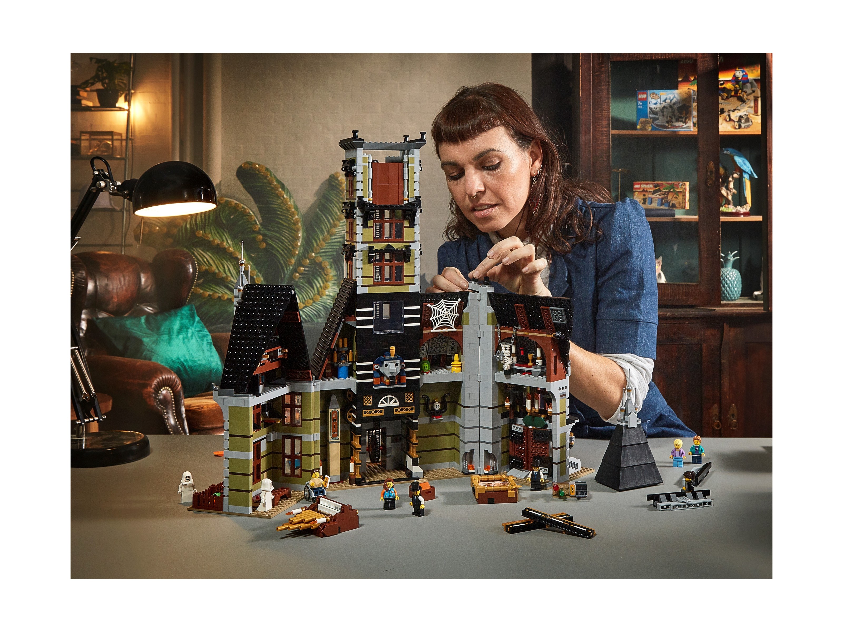 LEGO Icons - Dom strachu