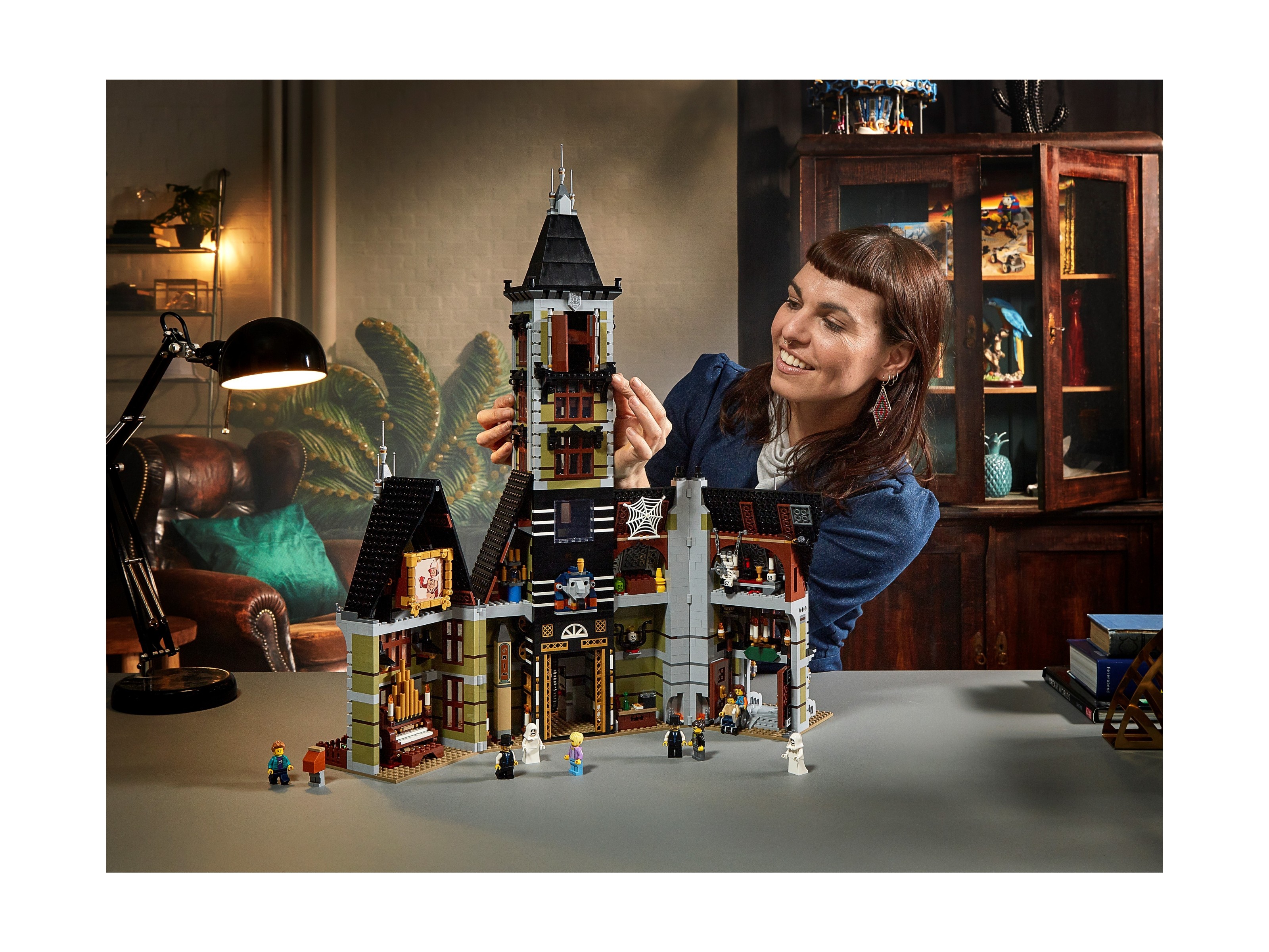 LEGO Icons - Dom strachu