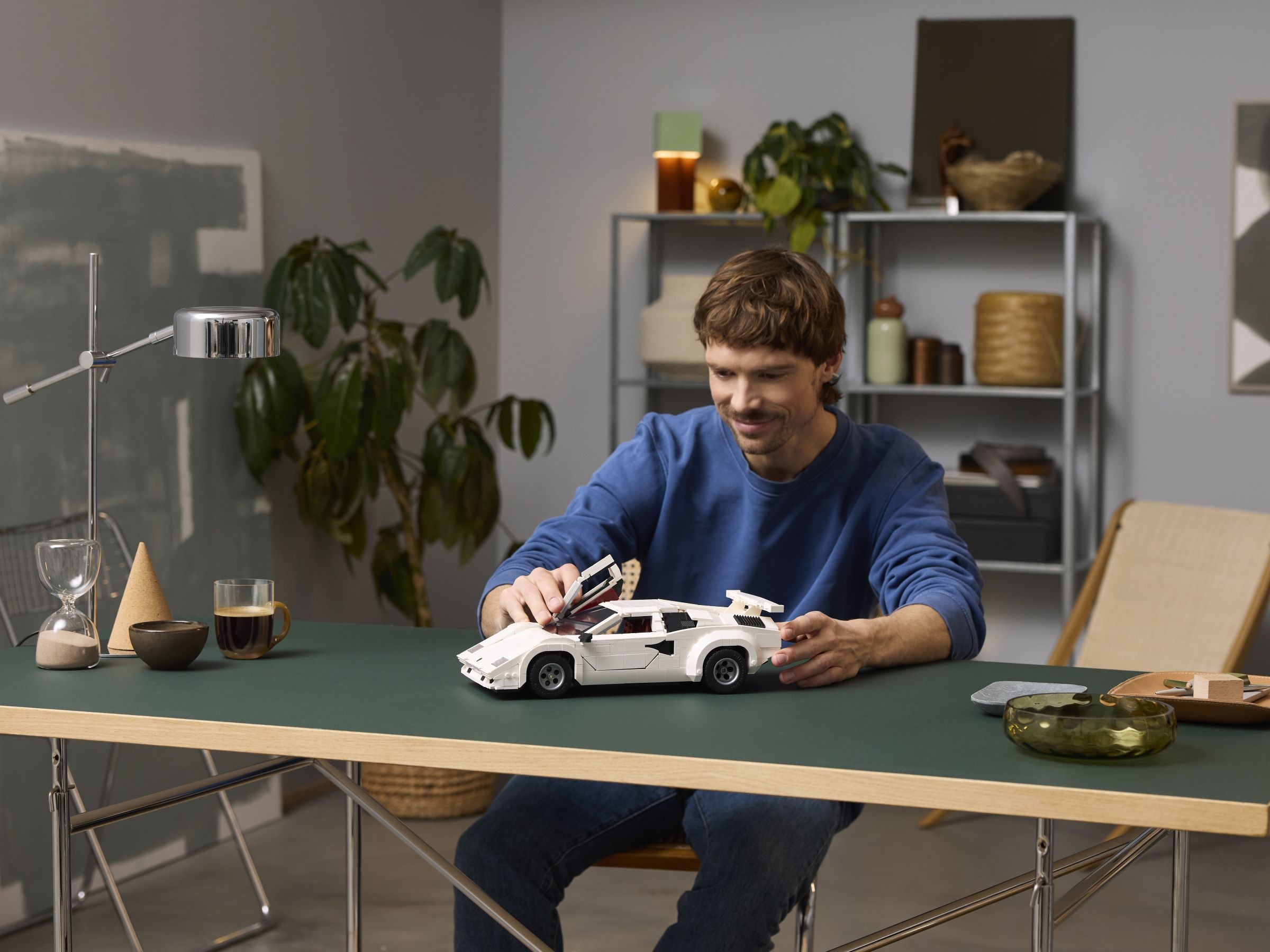 LEGO Icons - Lamborghini Countach 5000 Quattrovalvole