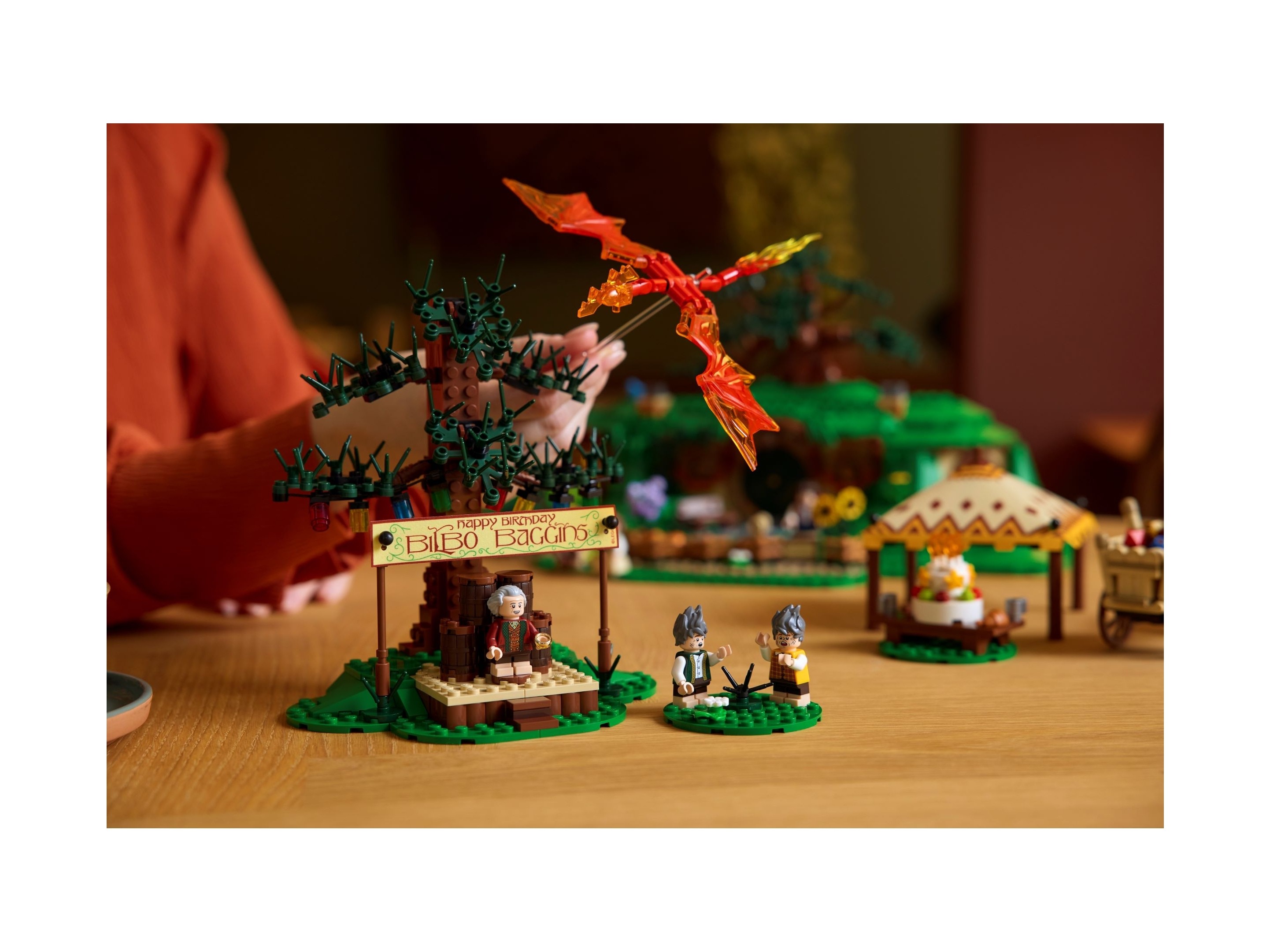 LEGO Icons - Władca pierścieni: Shire™