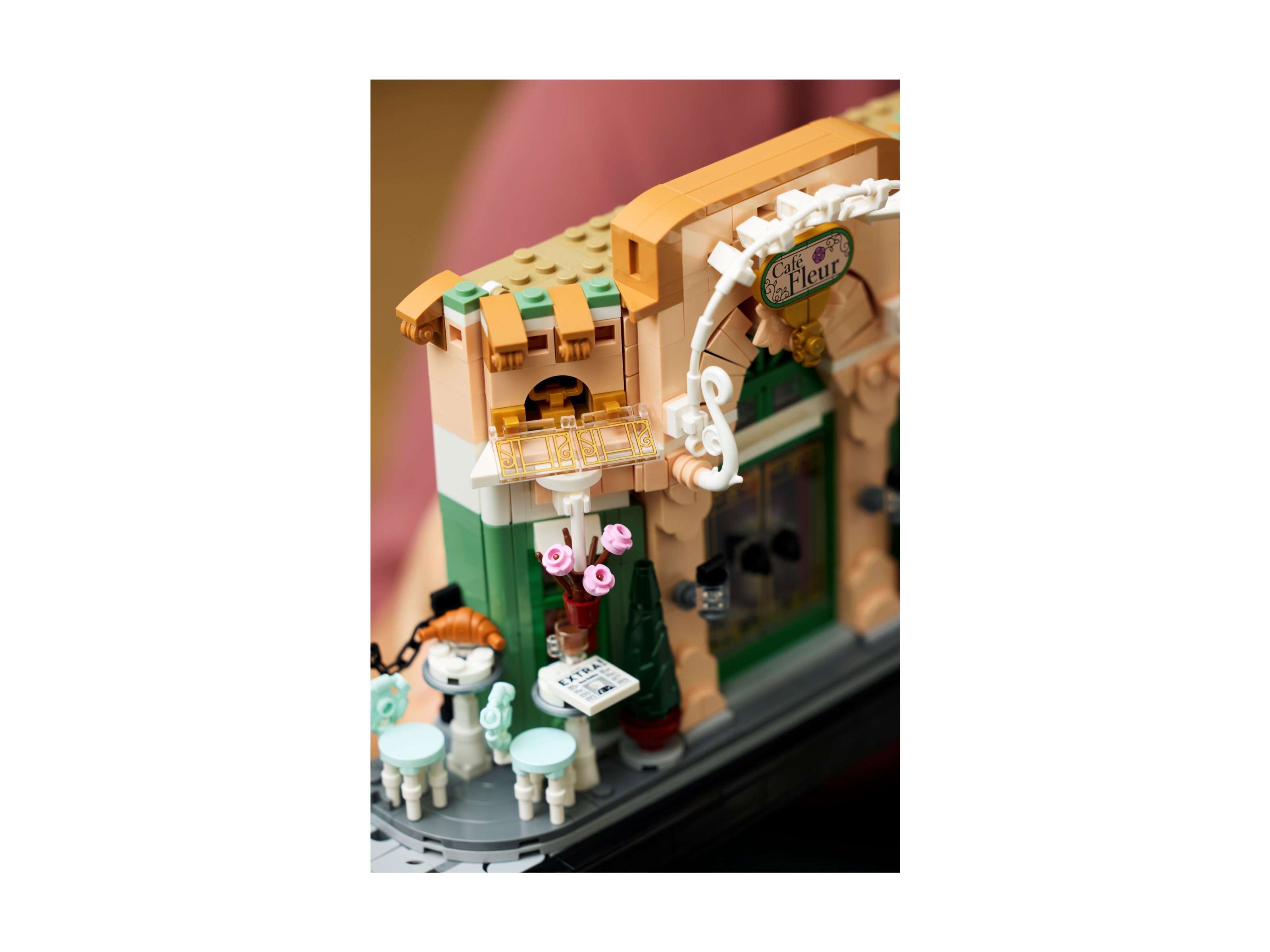 LEGO Icons - Francuska kawiarenka