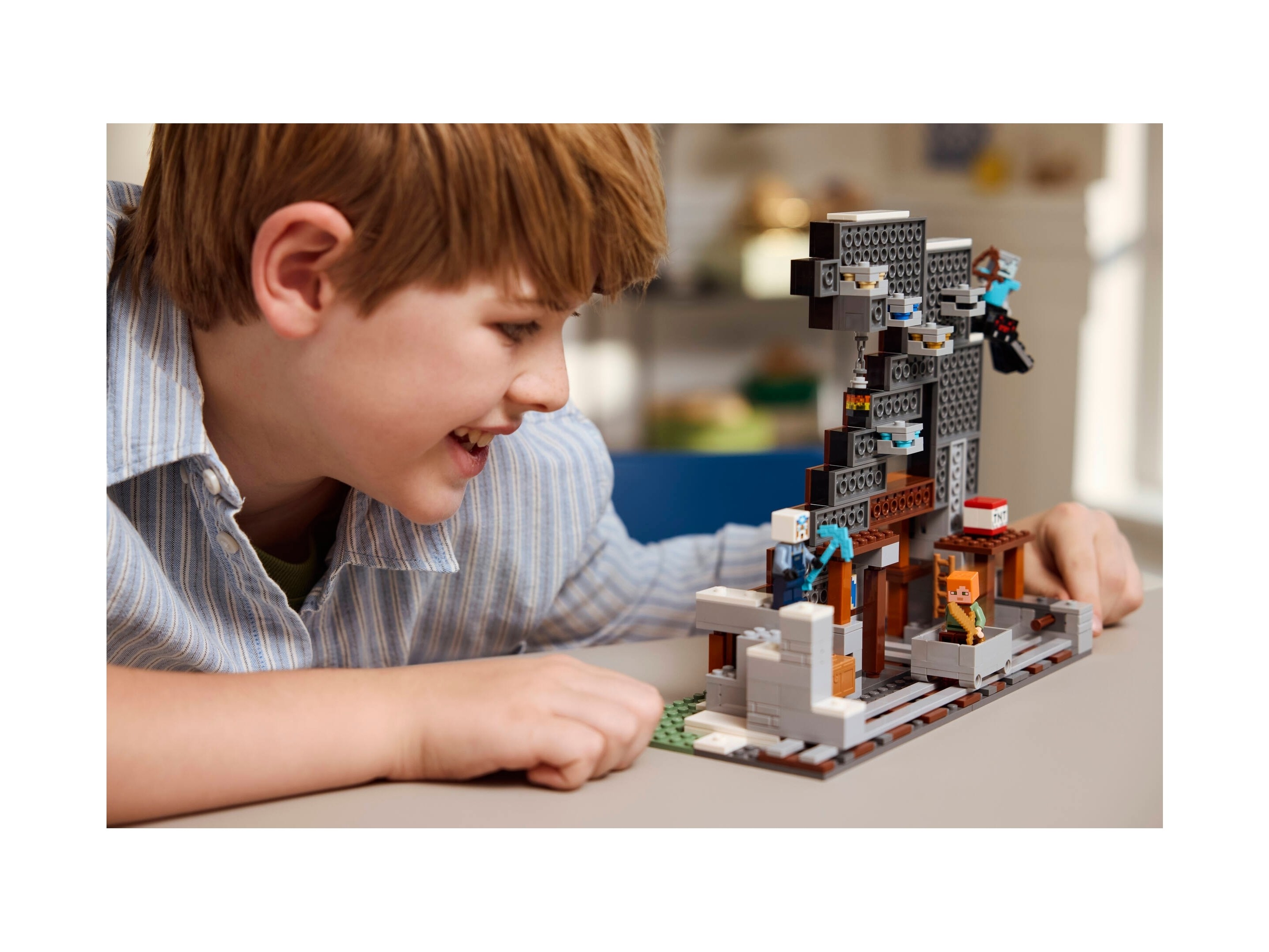 LEGO Minecraft - Kilofowa kopalnia