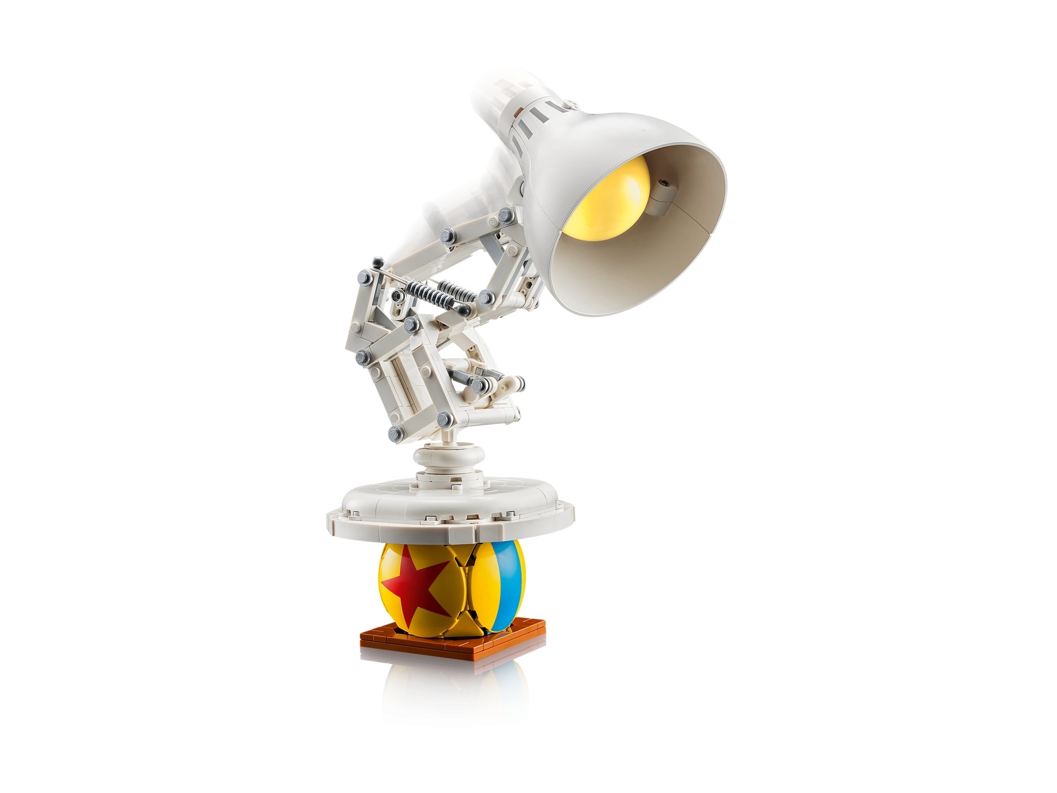 LEGO Ideas - Disney Pixar Luxo Jr.