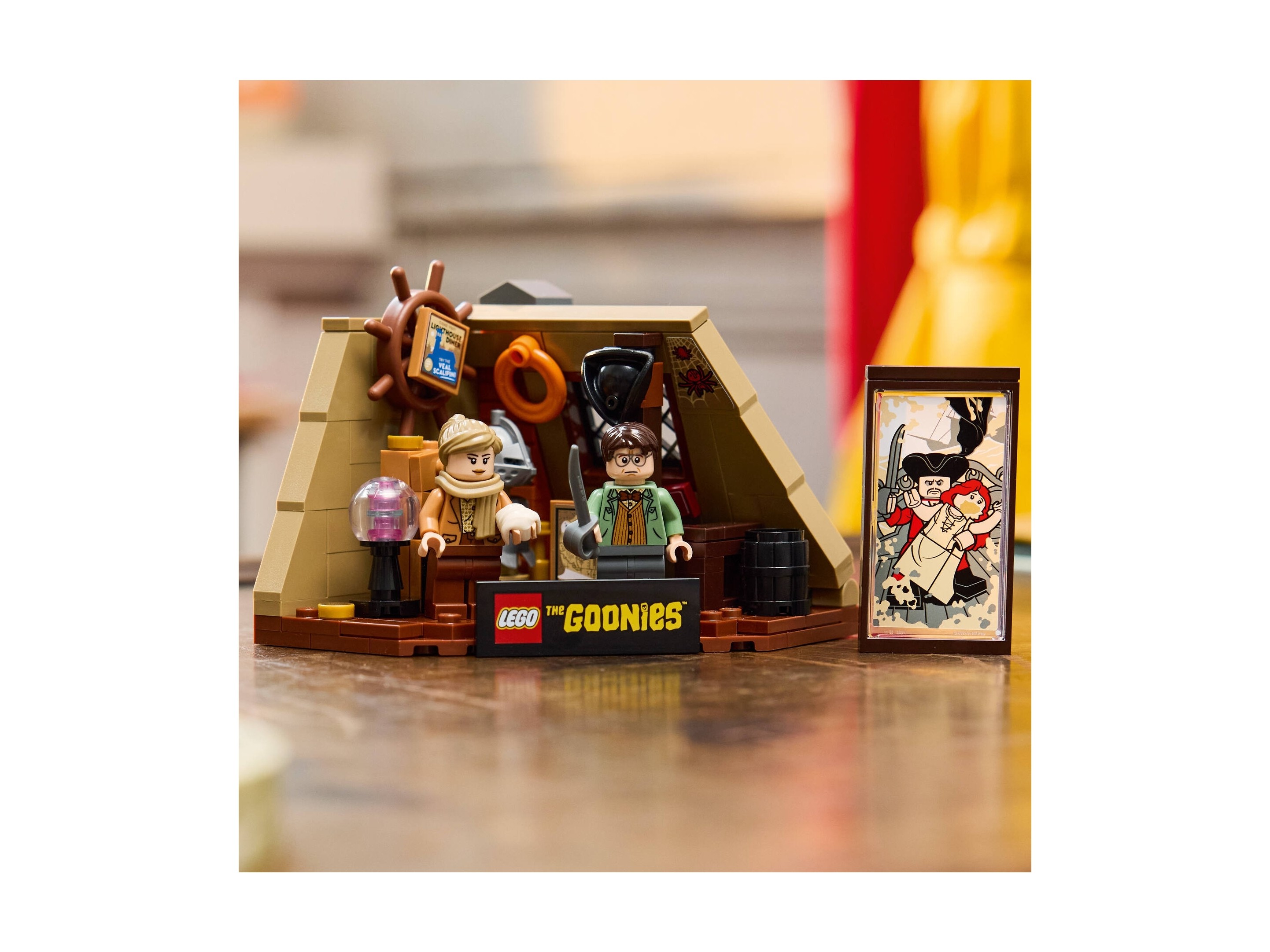LEGO Ideas - Goonies: strych Walshów