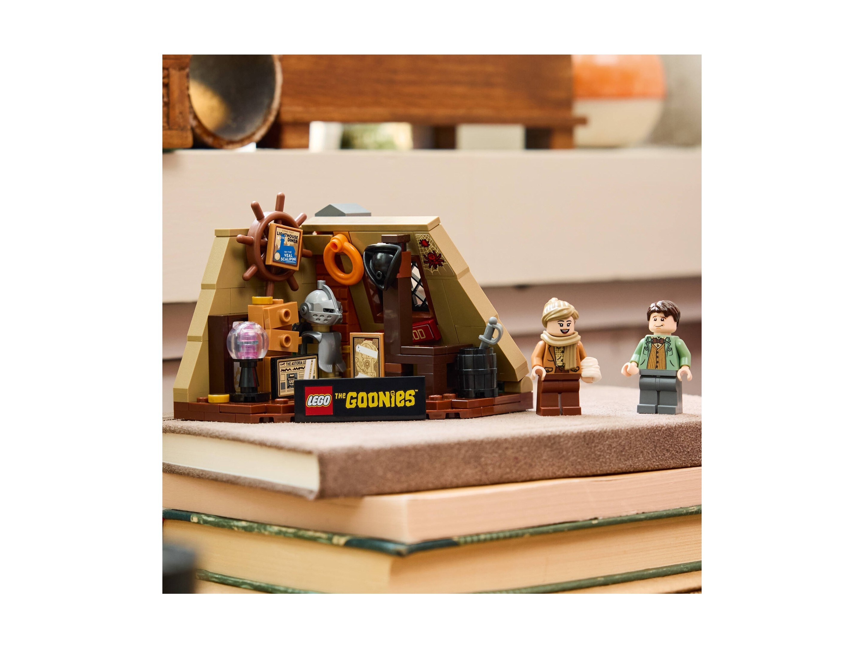 LEGO Ideas - Goonies: strych Walshów