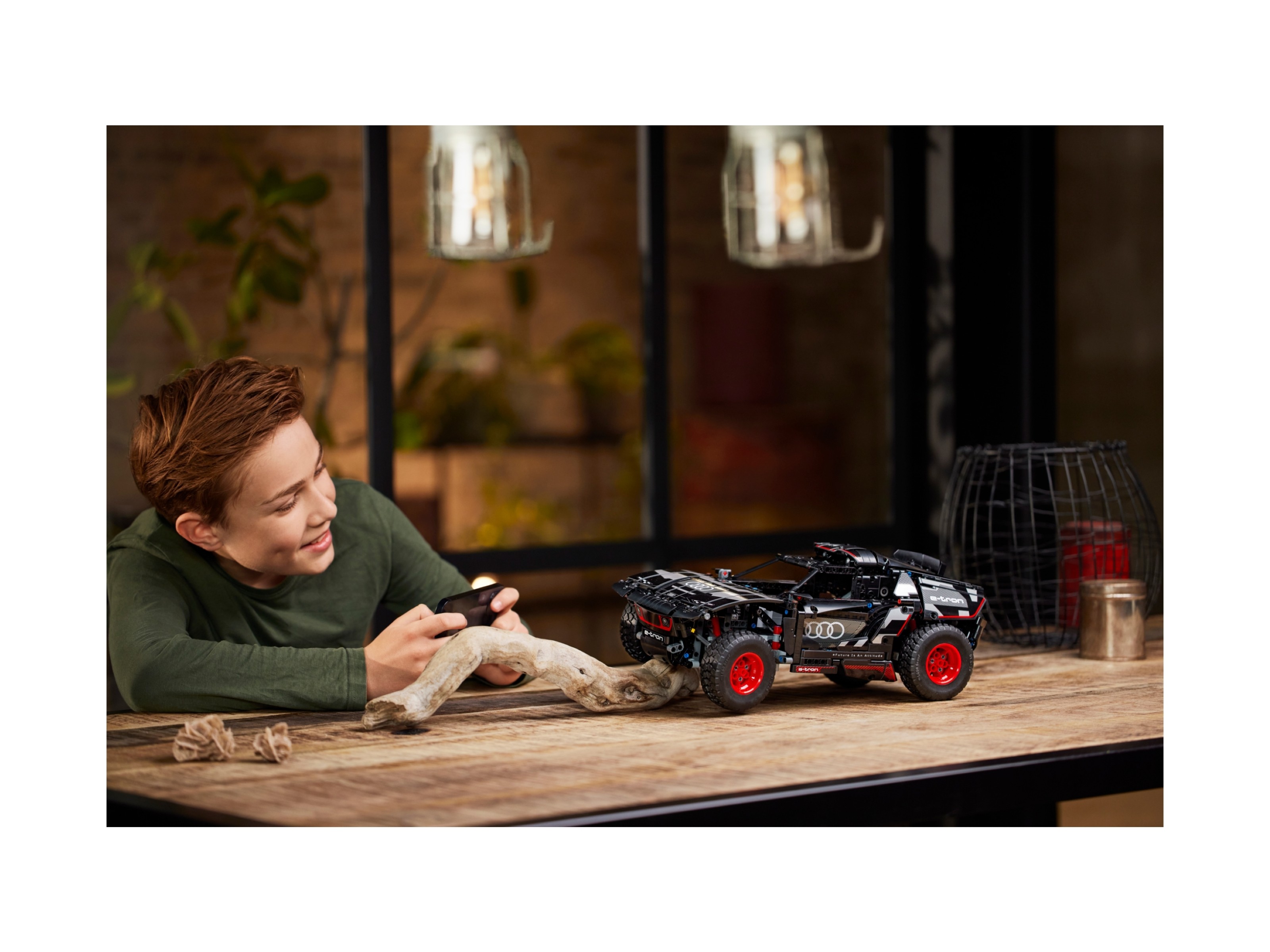 LEGO Technic - Audi RS Q e-tron