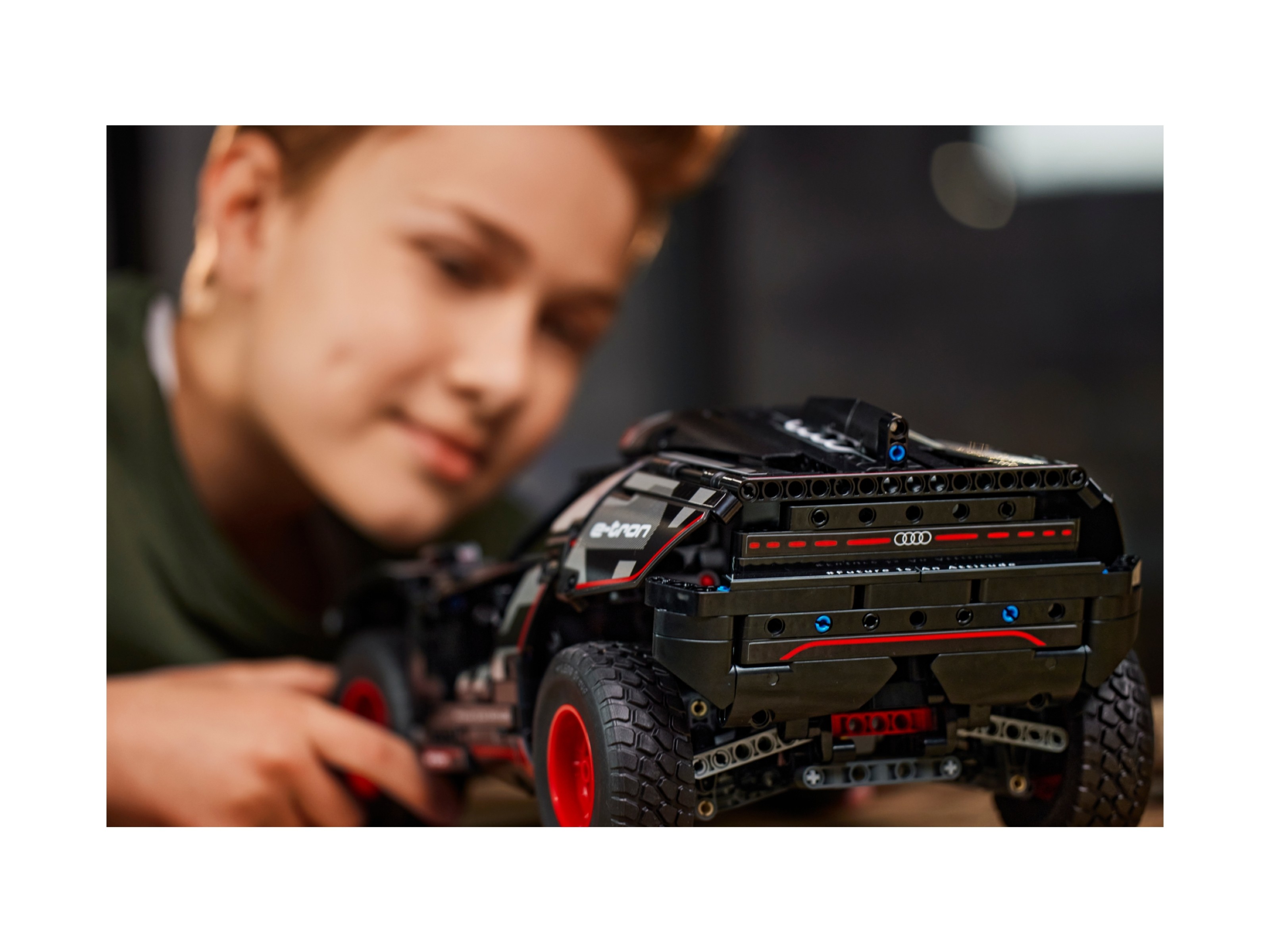 LEGO Technic - Audi RS Q e-tron