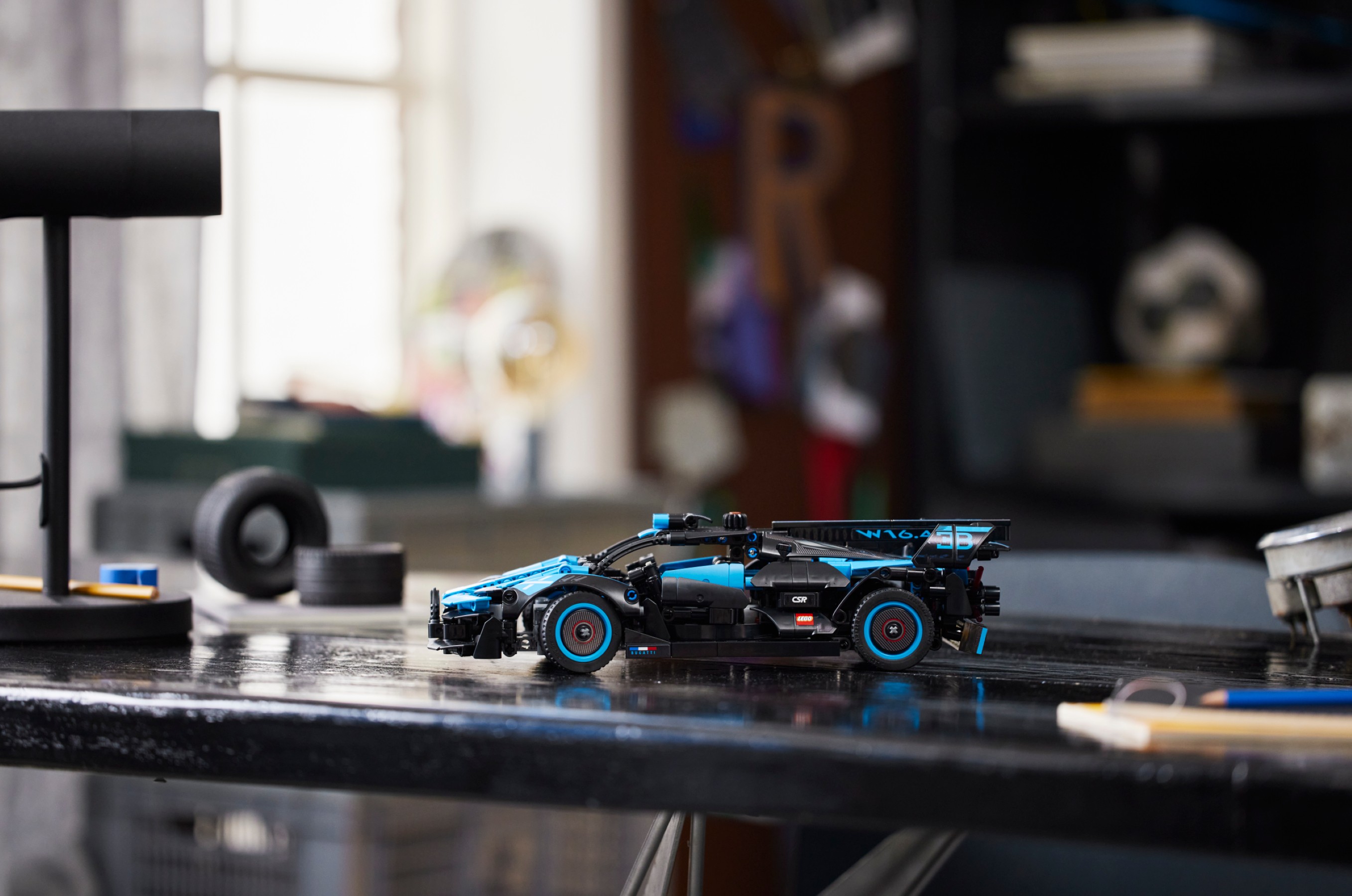 LEGO Technic - Bugatti Bolide Agile Blue