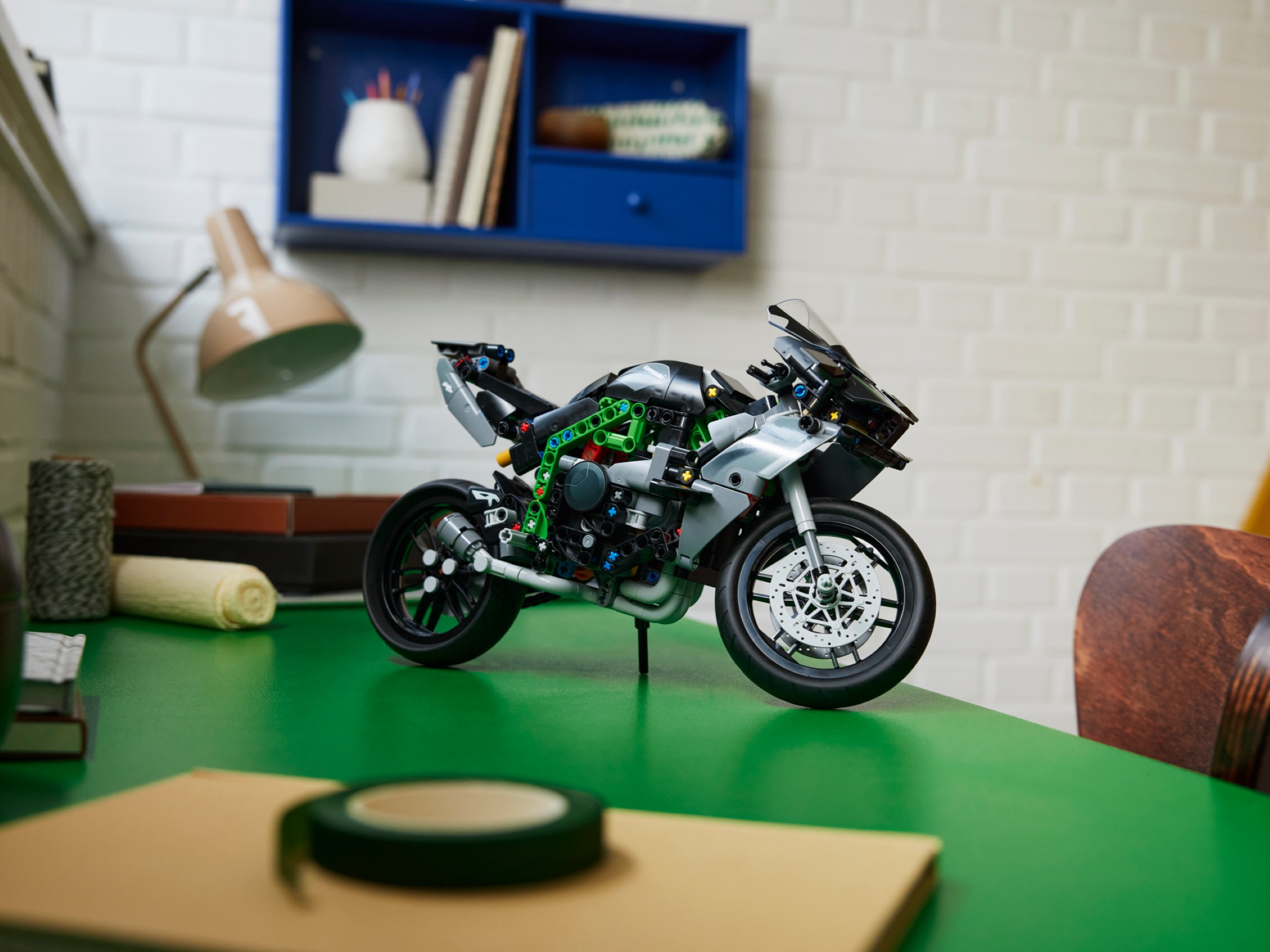 LEGO Technic - Motocykl Kawasaki Ninja H2R