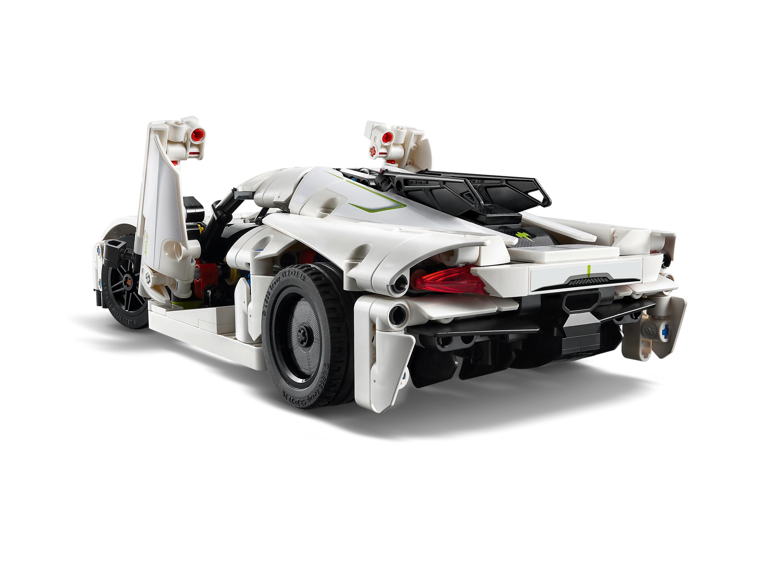 LEGO Technic - Biały hipersamochód Koenigsegg Jesko Absolut