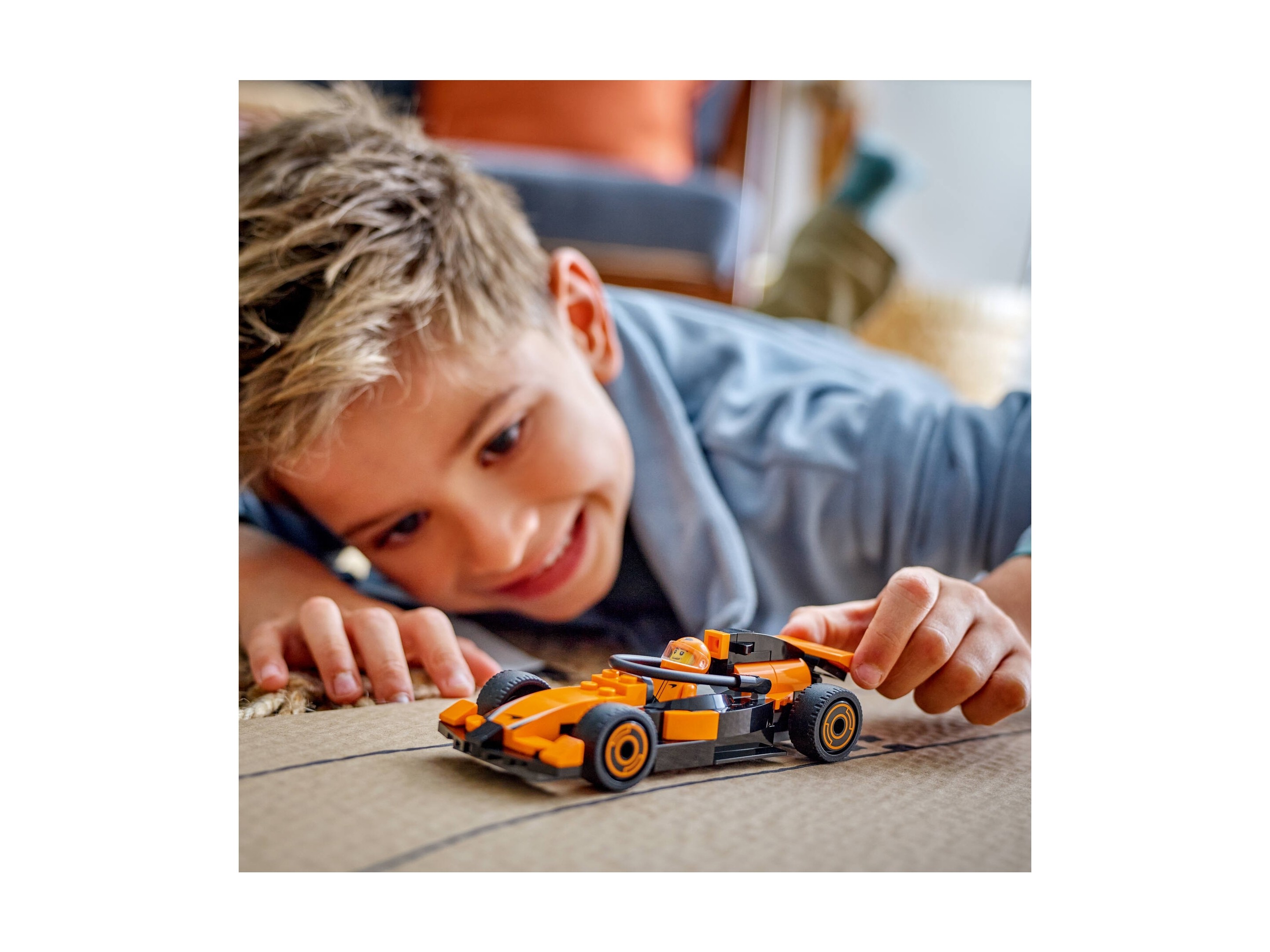 LEGO City - F1® Kierowca i bolid McLaren