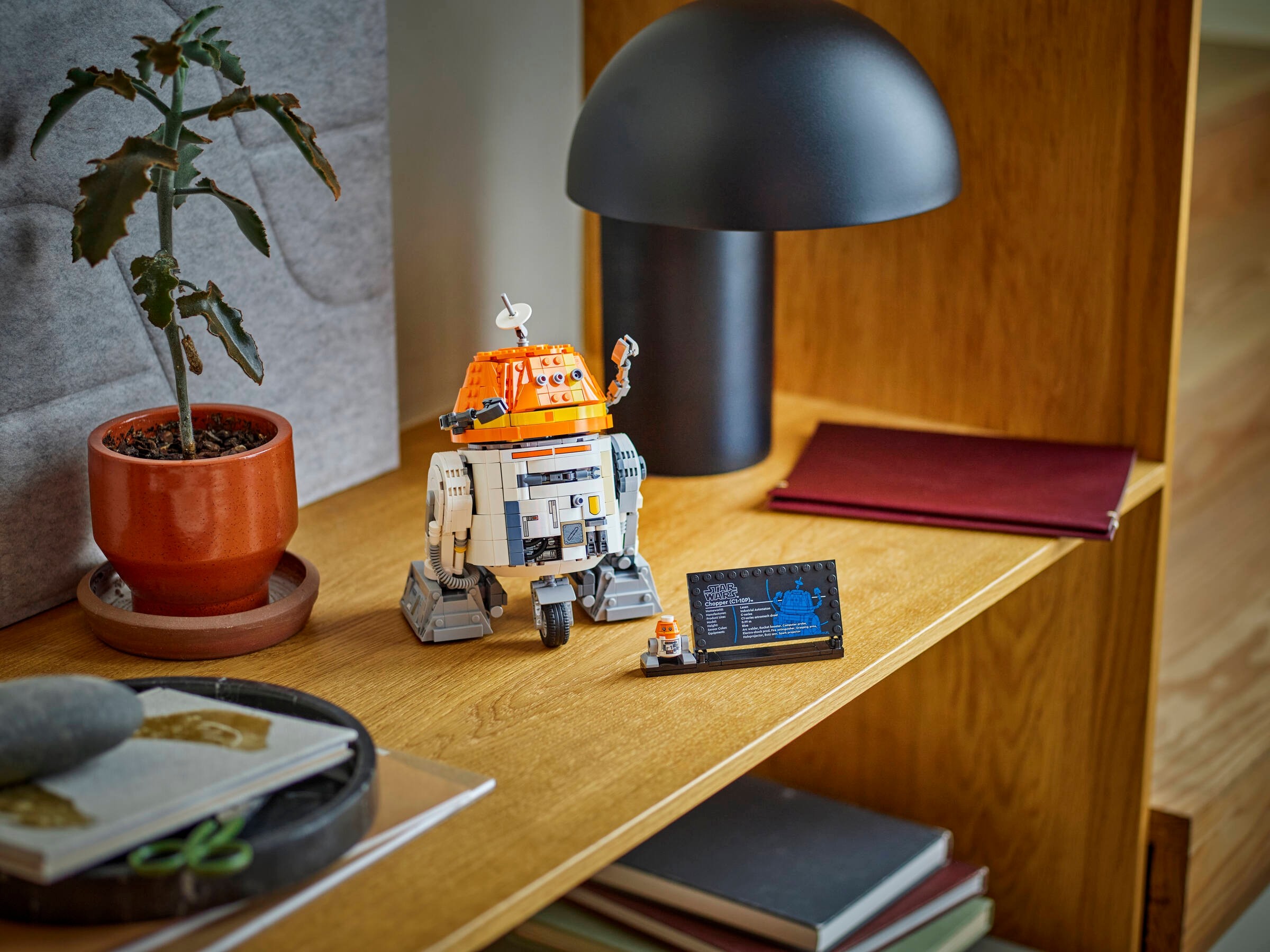 LEGO Star Wars - Droid astromechaniczny Chopper (C1-10P)™