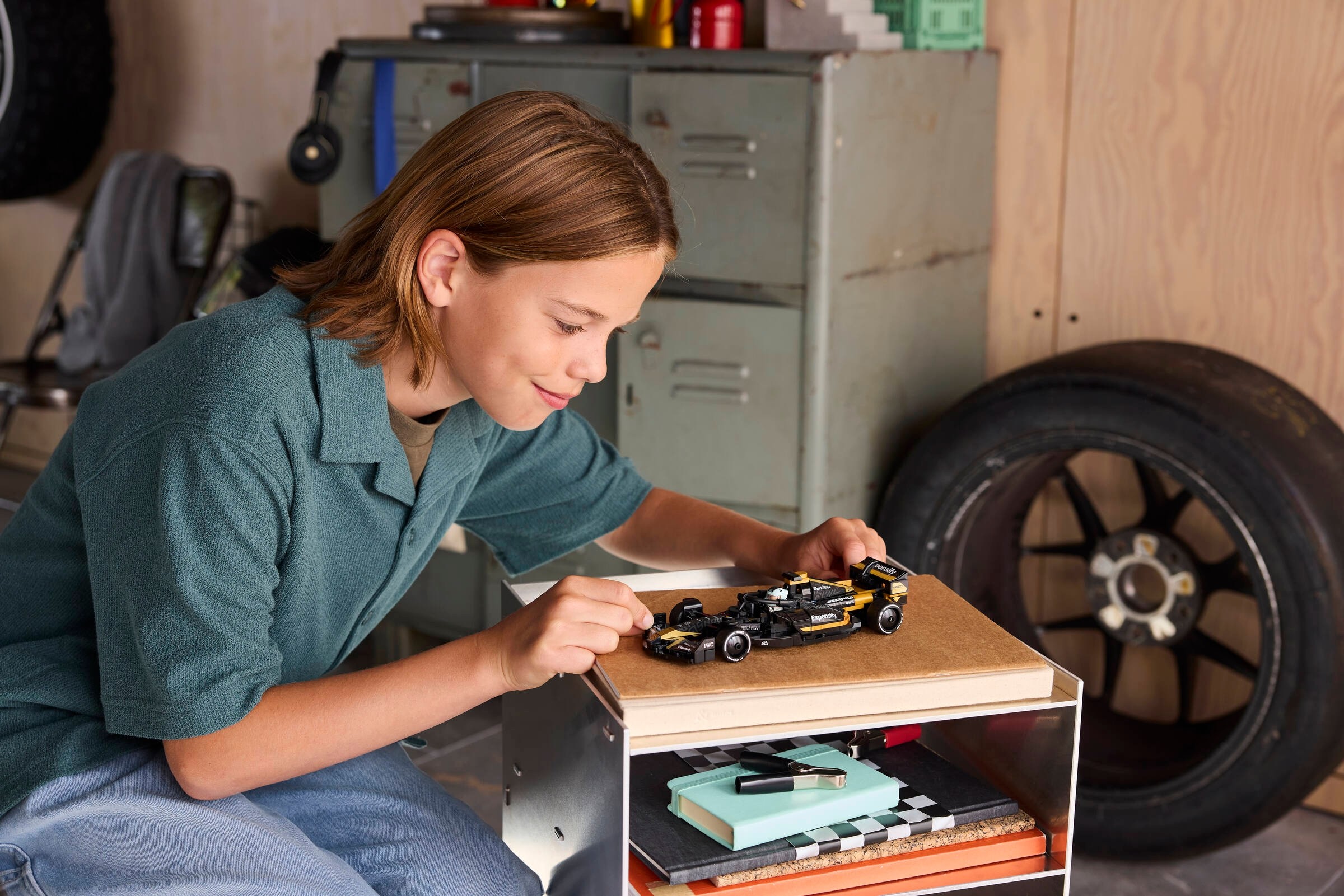 LEGO Speed Champions - F1: film - APXGP Team Race Car