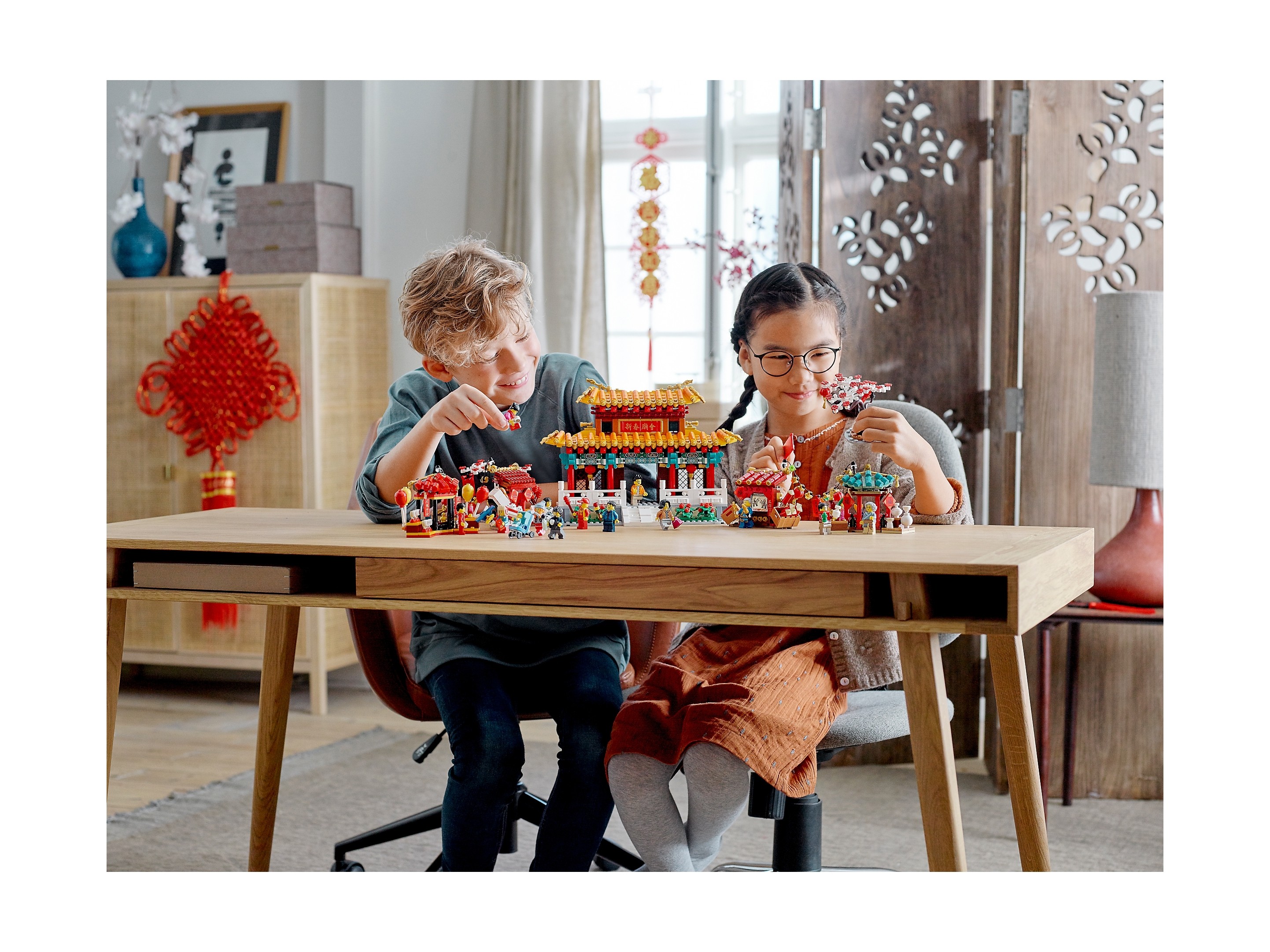 LEGO Okolicznościowe - Chiński jarmark noworoczny